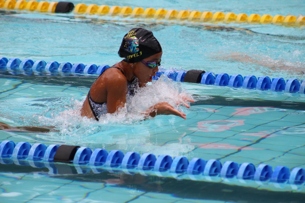 Rebels race-day gala highlight image